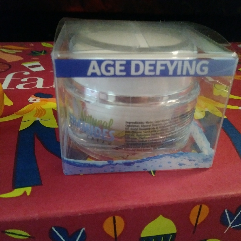 Natural Ceramides youth cream